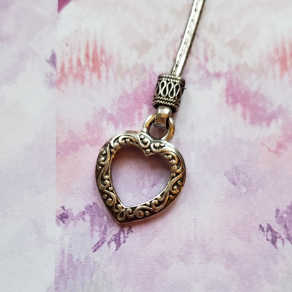 🆕 NWOT 925 Sterling Silver Heart Bracelet 🆕 - Picture 2 of 10